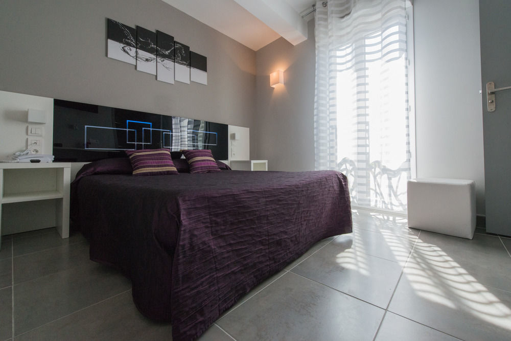 Holidays & Work Hotel Sanary-sur-Mer Exterior foto